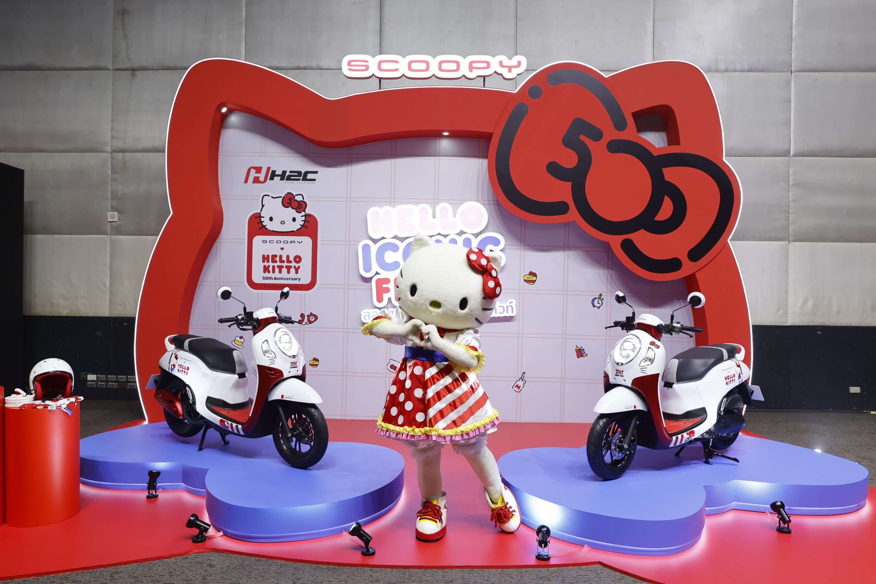 ไทยฮอนด้า เขย่ากระแสตลาดรถเอ.ที. เอาใจคนรุ่นใหม่นำร่อง เปิดตัว 2 รุ่น ‘New Honda FORZA350’ และ ‘Honda Scoopy Hello Kitty Limited Edition’